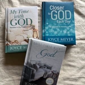 Joyce Meyer Devotional Book Set
